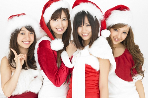 VYJ.No_.094-AKB48-Santas.White_.Xmas_.jpg